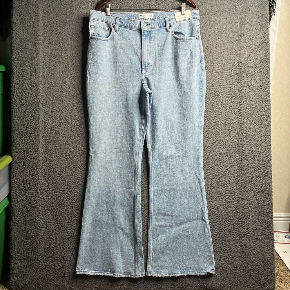 Abercrombie & Fitch Curve Love The Vintage Flare High Rise Jeans 33 NWT 16R